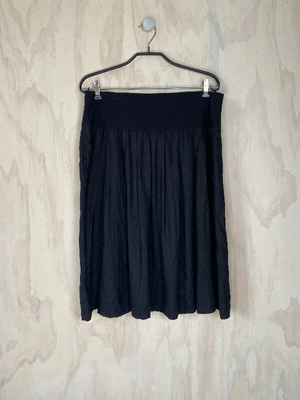 Juna Pleat Skirt - Noir leather skirt durable