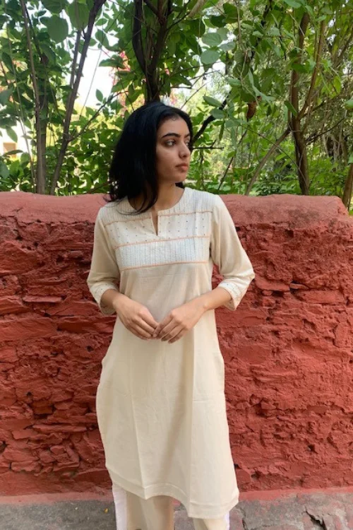 Sadhna 'Aagunch' White Applique And Tanka Work Long Handwoven Cotton Kurta mint tank top
