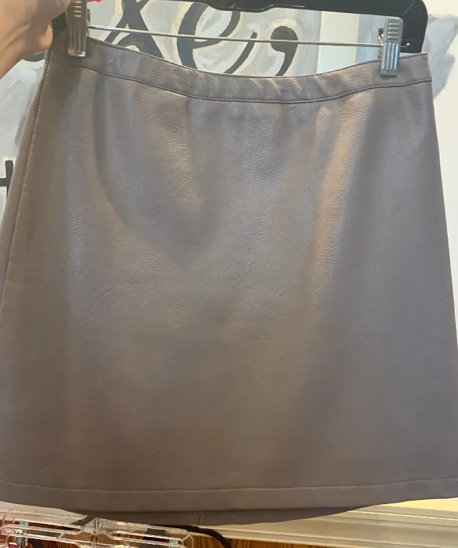 wishlist faux leather grey skirt ruffled skirt detail
