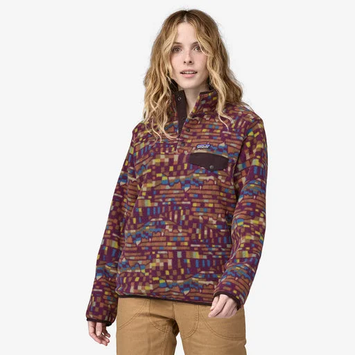 Women's Patagonia | Lightweight Synchilla Snap-T Pullover | Night Plum Jewel Neck Pullover