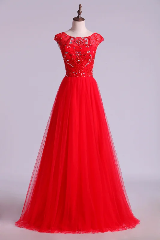 Prom Dresses A Line Scoop Long Tulle V Back Red