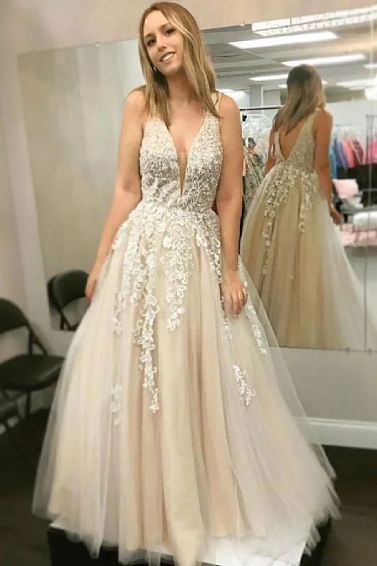 Prom Dress Tulle A-Line V-Neck Floor Length With Appliques