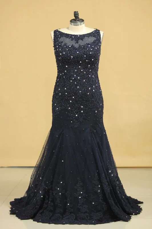 Plus Size See-Through Prom Dresses Scoop Mermaid Tulle With Applique And Beading Black Plus Size See-Through Prom Dresses Scoop Mermaid Tulle With Applique And Beading Black