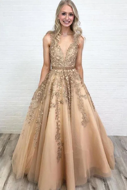Prom Dress Tulle A-Line V-Neck Sweep Train With Appliques