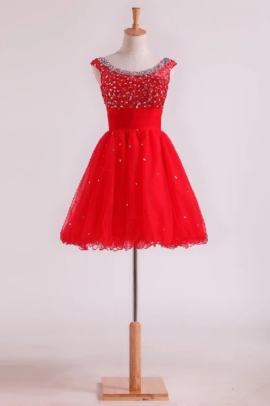 Bateau A Line Short/Mini Homecoming Dresses With Beads & Ruffles Open Back