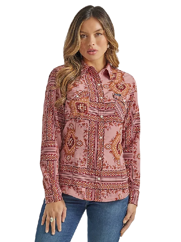 Wrangler Women's Retro Lightweight Western Snap Shirt Hooded Caped Shawl Collar