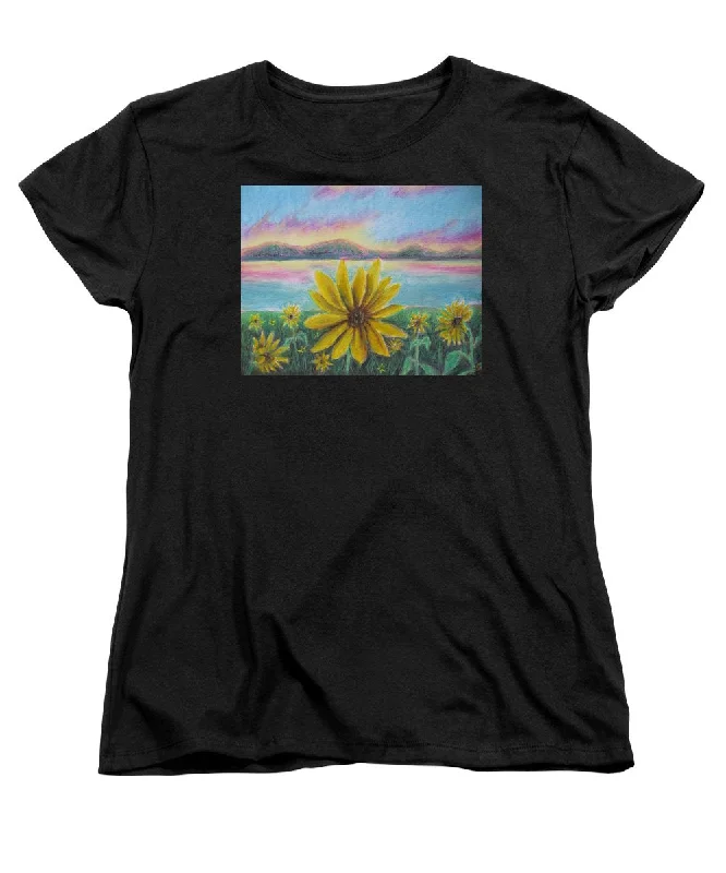Setting Sunflower - Women's T-Shirt (Standard Fit) Satin Fabric Silk Fabric Chiffon Fabric Setting Sunflower - Women's T-Shirt (Standard Fit) Satin Fabric Silk Fabric Chiffon Fabric